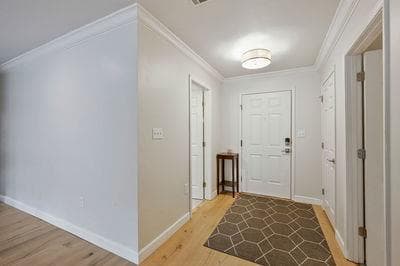 2 bedroom, 3 bathroom, 1,462 sq ft condominium for sale at 23116 Plantation Drive, Atlanta, GA 30324 — photo 6