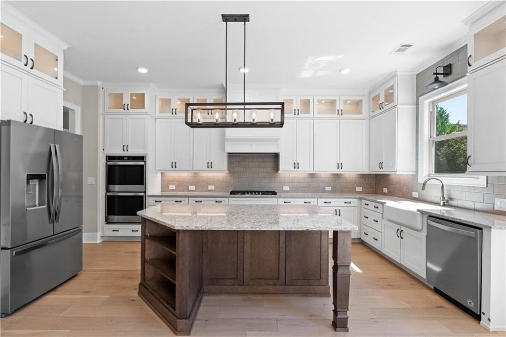 5 bedroom, 5 bathroom, 4,113 sq ft single family residence for sale at 3070 Labrouste Cove, Johns Creek, GA 30097 — photo 2