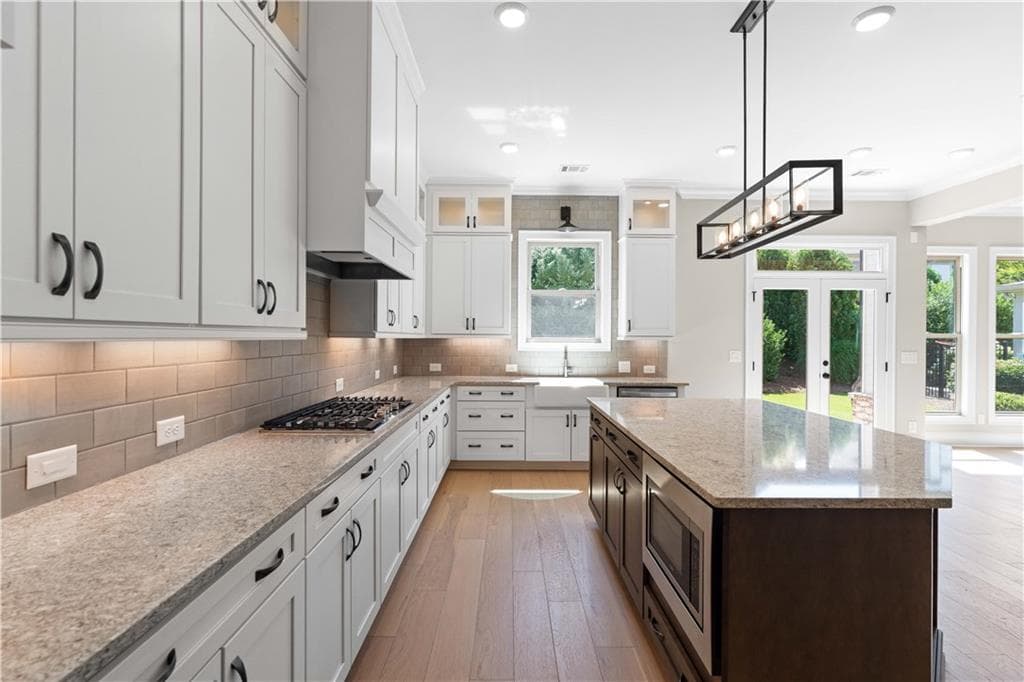 5 bedroom, 5 bathroom, 4,113 sq ft single family residence for sale at 3070 Labrouste Cove, Johns Creek, GA 30097 — photo 8