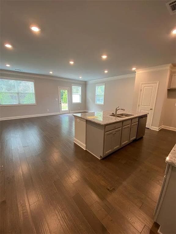 3 bedroom, 3 bathroom, 1,928 sq ft townhouse for sale at 2595 Norwich Trace, Snellville, GA 30078 — photo 6