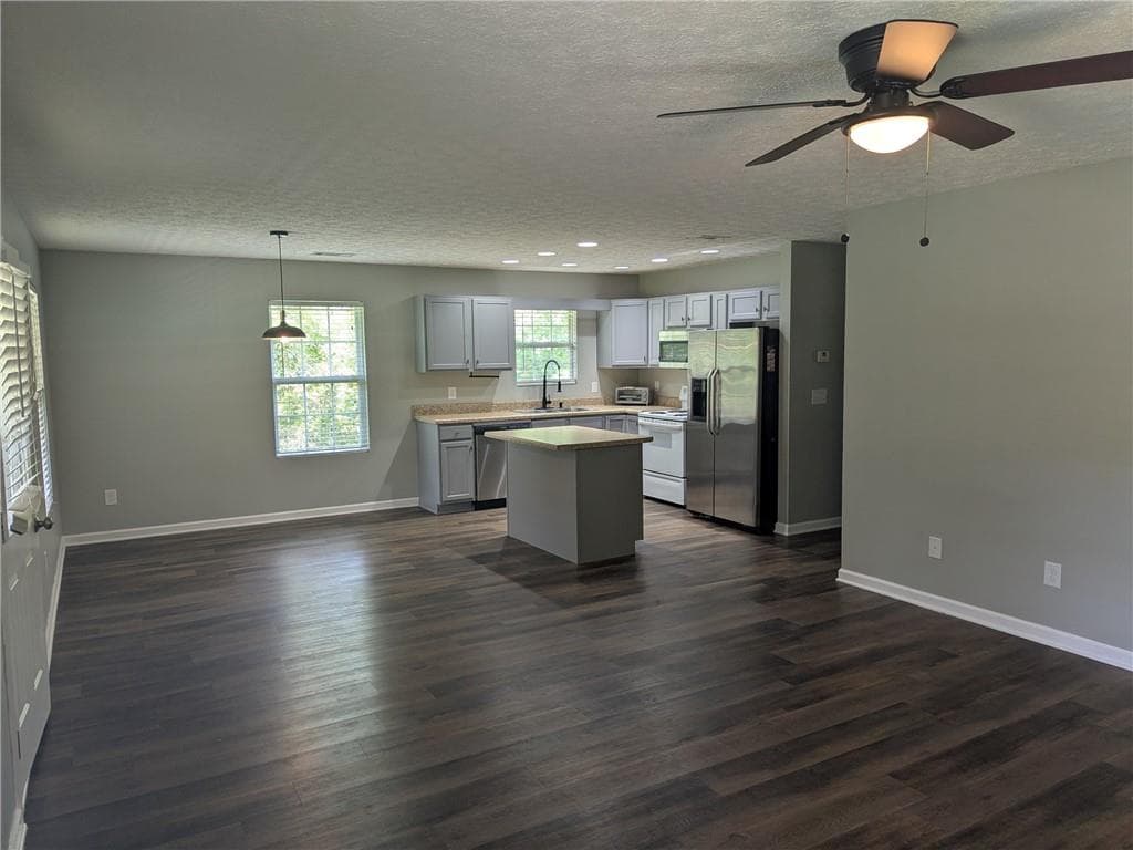4 bedroom, 3 bathroom, 2,240 sq ft single family residence for sale at 58 E Pinewood Drive, Dahlonega, GA 30533 — photo 8