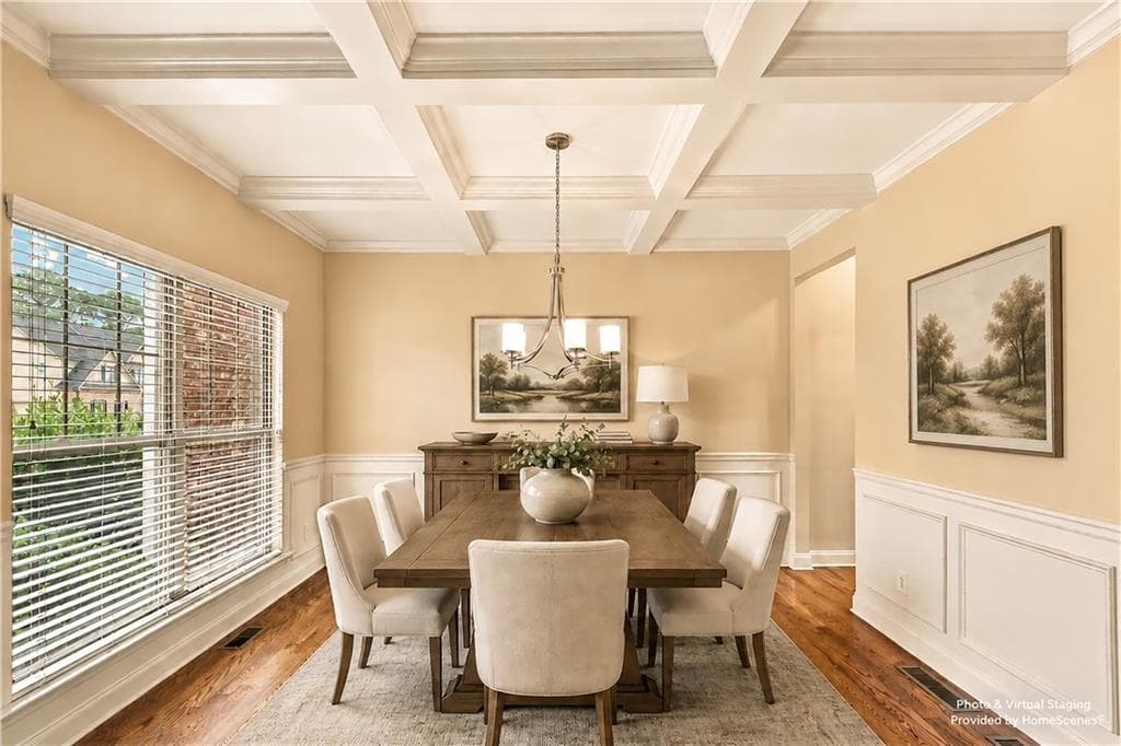 6 bedroom, 5 bathroom, 4,321 sq ft single family residence under contract at 4320 Jeston Court, Cumming, GA 30028 — photo 8