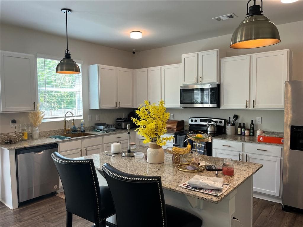 5 bedroom, 3 bathroom, 2,856 sq ft single family residence for sale at 267 Etowah Parkway, Dawsonville, GA 30534 — photo 6
