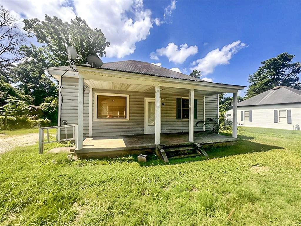 2 bedroom, 1 bathroom, 1,046 sq ft single family residence for sale at 54 Bleachery Street, Griffin, GA 30223 — photo 4