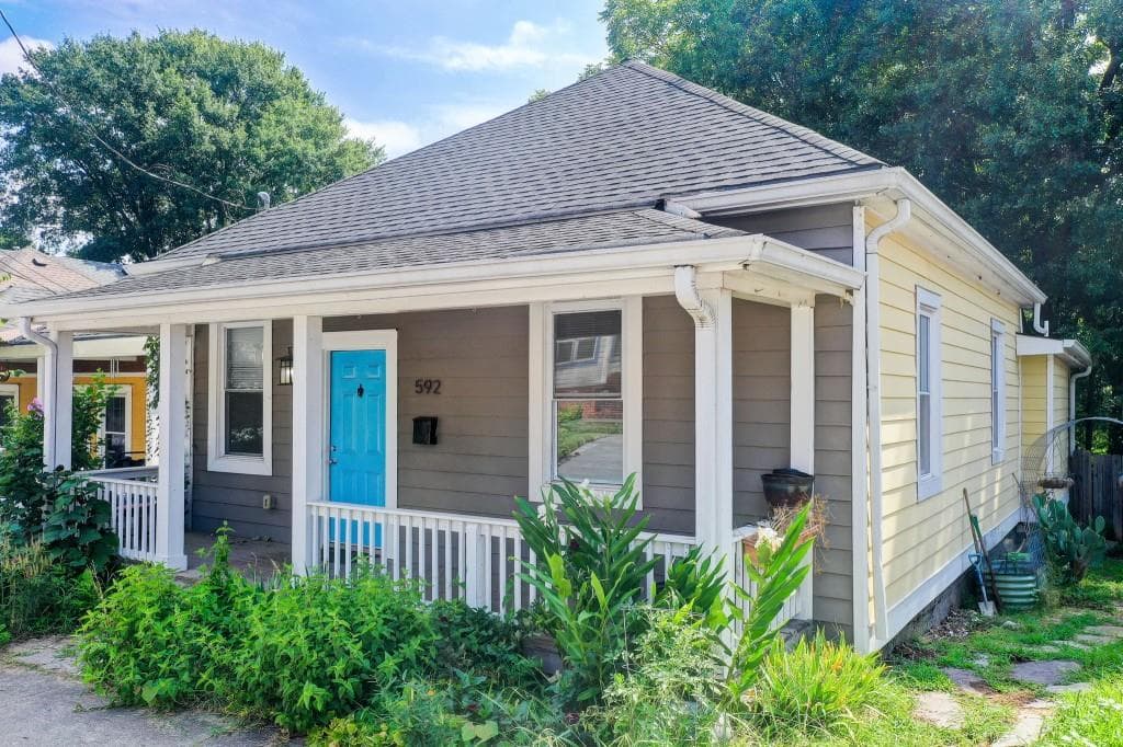 3 bedroom, 2 bathroom, 1,148 sq ft single family residence for rent at 592 Martin Street, Atlanta, GA 30312 for $2,500 a month — photo 1 of 17