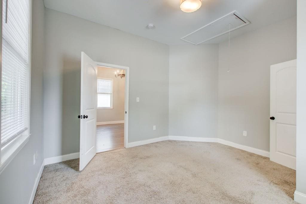 3 bedroom, 2 bathroom, 1,148 sq ft single family residence for rent at 592 Martin Street, Atlanta, GA 30312 for $2,500 a month — photo 9