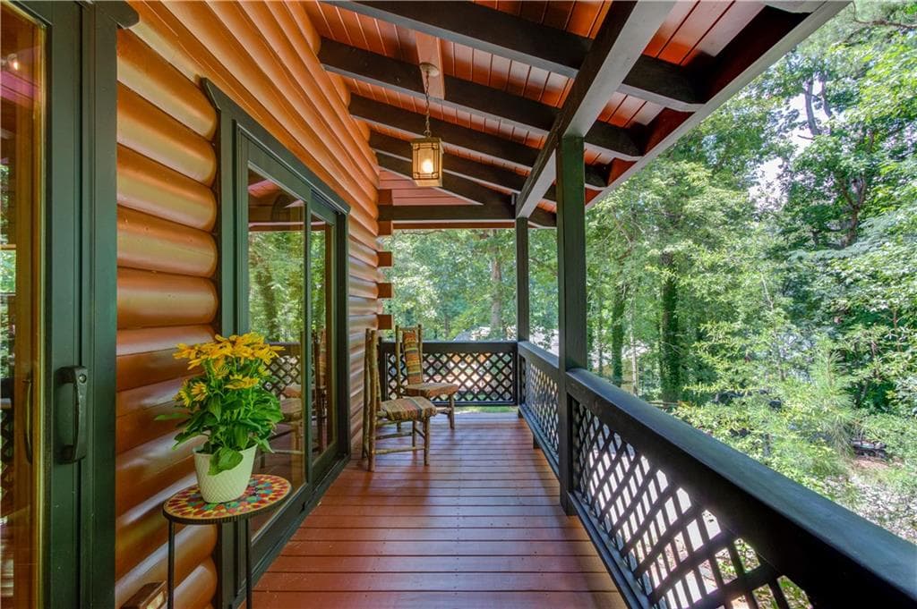 3 bedroom, 2 bathroom, 1,180 sq ft single family residence for sale at 6893 Lakeside Place, Gainesville, GA 30506