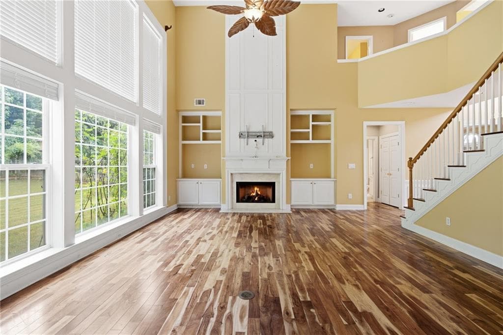 5 bedroom, 4 bathroom, 3,425 sq ft single family residence for sale at 1125 Mountclaire Drive, Cumming, GA 30041 — photo 3