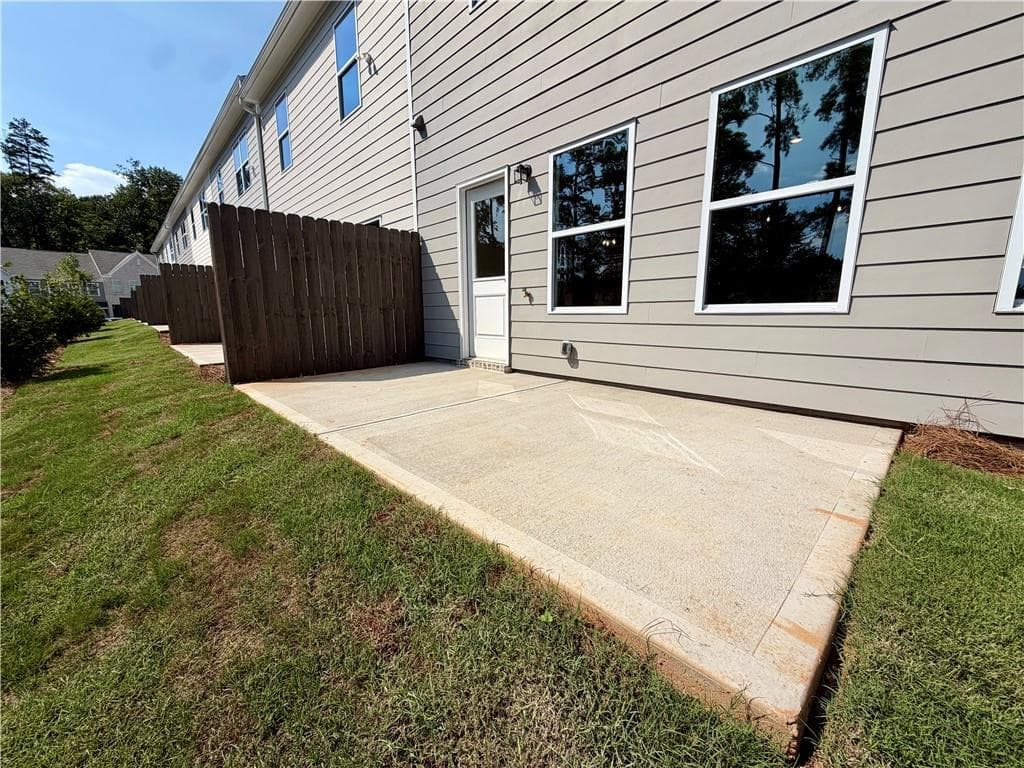 3 bedroom, 3 bathroom, 1,805 sq ft townhouse for sale at 324 Colsen Drive, Acworth, GA 30102 — photo 10