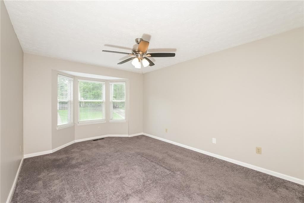 3 bedroom, 3 bathroom, 1,685 sq ft single family residence for rent at 10450 Summer Creek Drive, Johns Creek, GA 30022 for $2,595 a month — photo 9