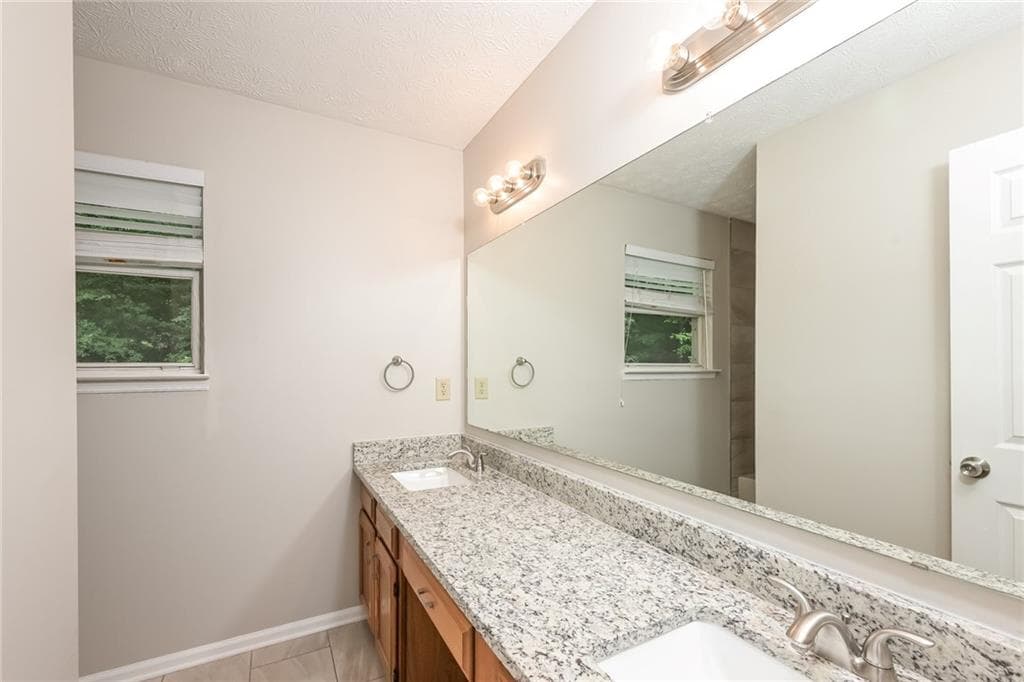 3 bedroom, 3 bathroom, 1,685 sq ft single family residence for rent at 10450 Summer Creek Drive, Johns Creek, GA 30022 for $2,595 a month — photo 10
