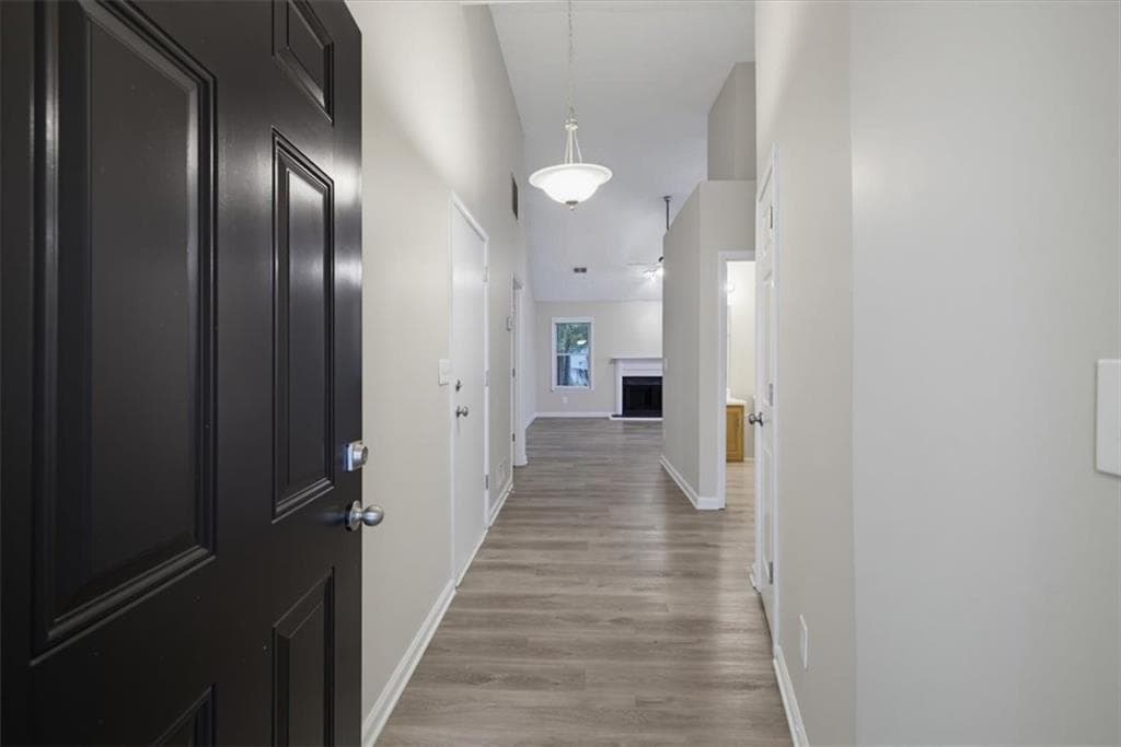 3 bedroom, 2 bathroom, 1,428 sq ft single family residence for sale at 2710 Waterford Park Drive, Lawrenceville, GA 30044 — photo 4