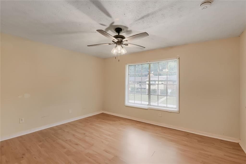 4 bedroom, 2 bathroom, 1,344 sq ft condominium for sale at 1789 Whitehall Forest Court, Atlanta, GA 30316 — photo 10