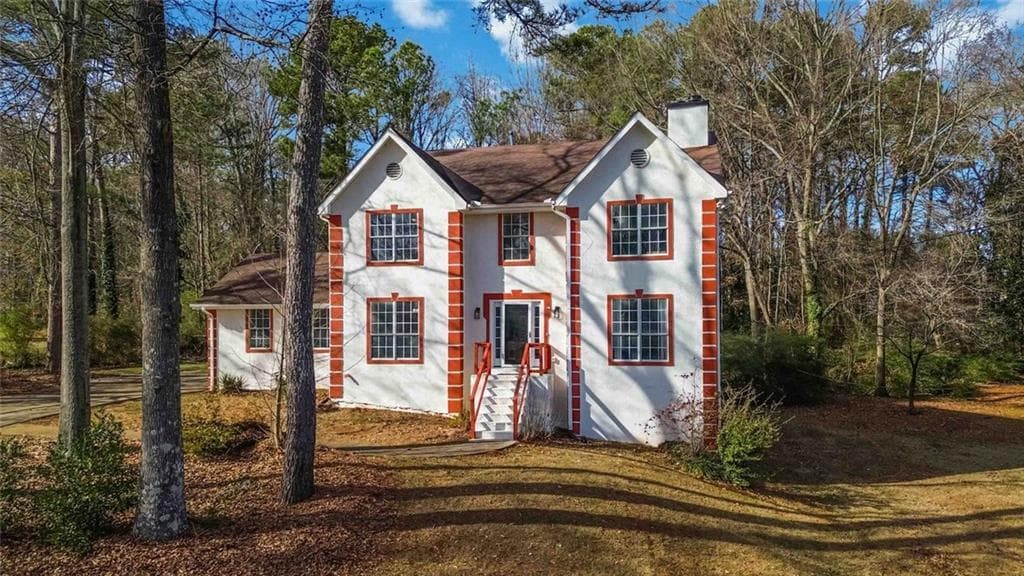 4 bedroom, 3 bathroom, 4,396 sq ft single family residence under contract at 2119 Tudor Castle Way, Decatur, GA 30035 — photo 2
