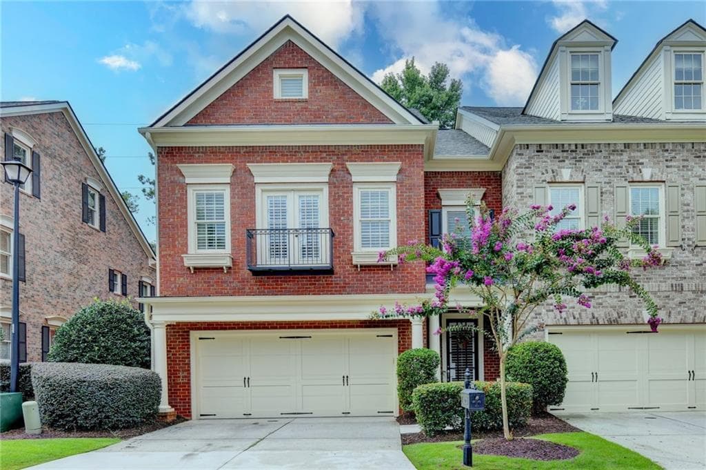 4 bedroom, 4 bathroom, 3,763 sq ft townhouse under contract at 7456 Portbury Park Lane, Suwanee, GA 30024