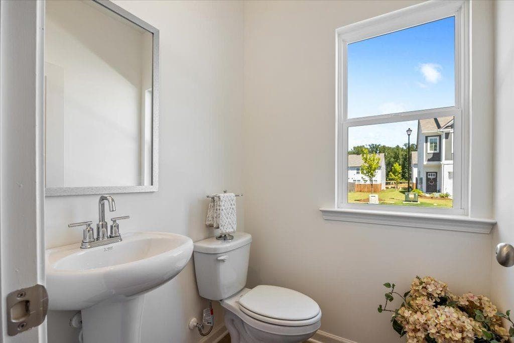 3 bedroom, 3 bathroom, 1,665 sq ft townhouse for sale at 2710 Sandy Road, Conyers, GA 30013 — photo 10