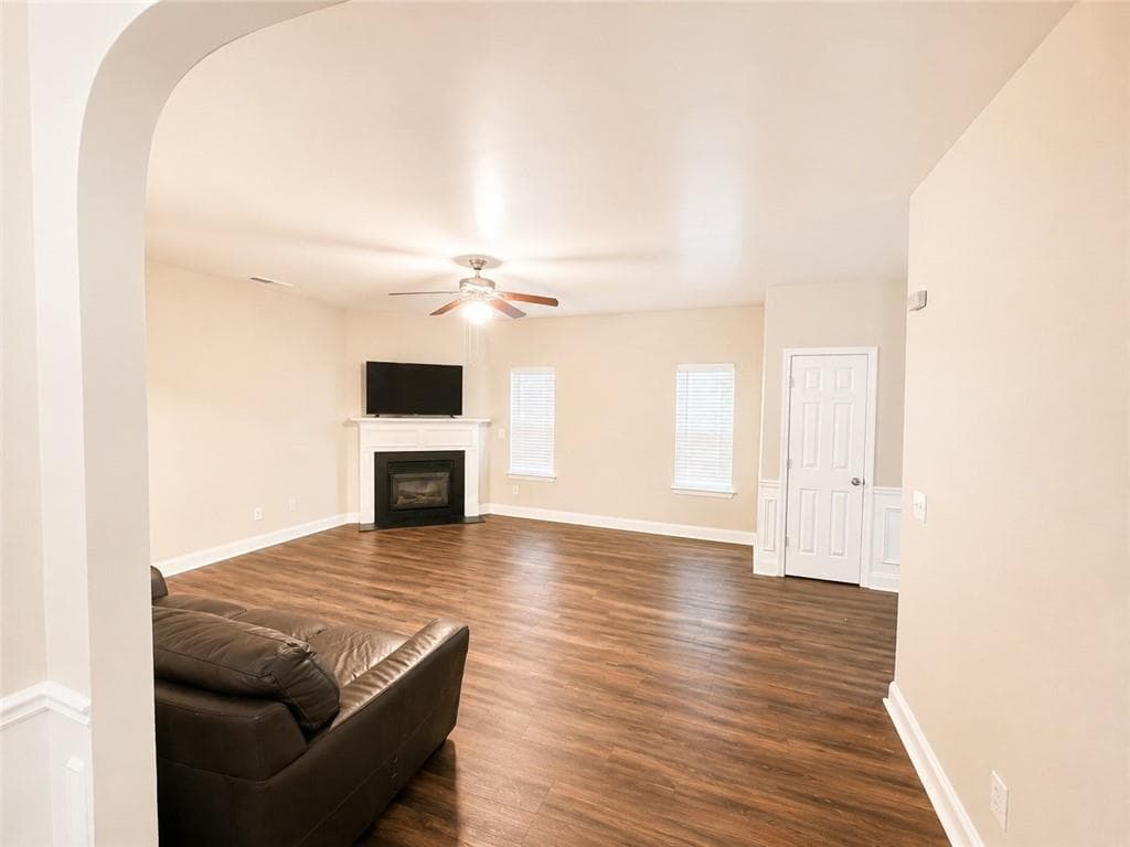 5 bedroom, 3 bathroom, 2,580 sq ft single family residence for sale at 170 Fred Bishop Drive, Canton, GA 30114 — photo 6