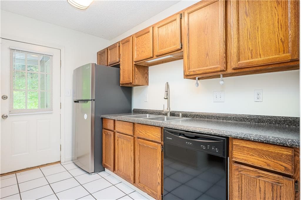 duplex for sale at 4069 Coopers Hill Drive, Smyrna, GA 30080 — photo 8
