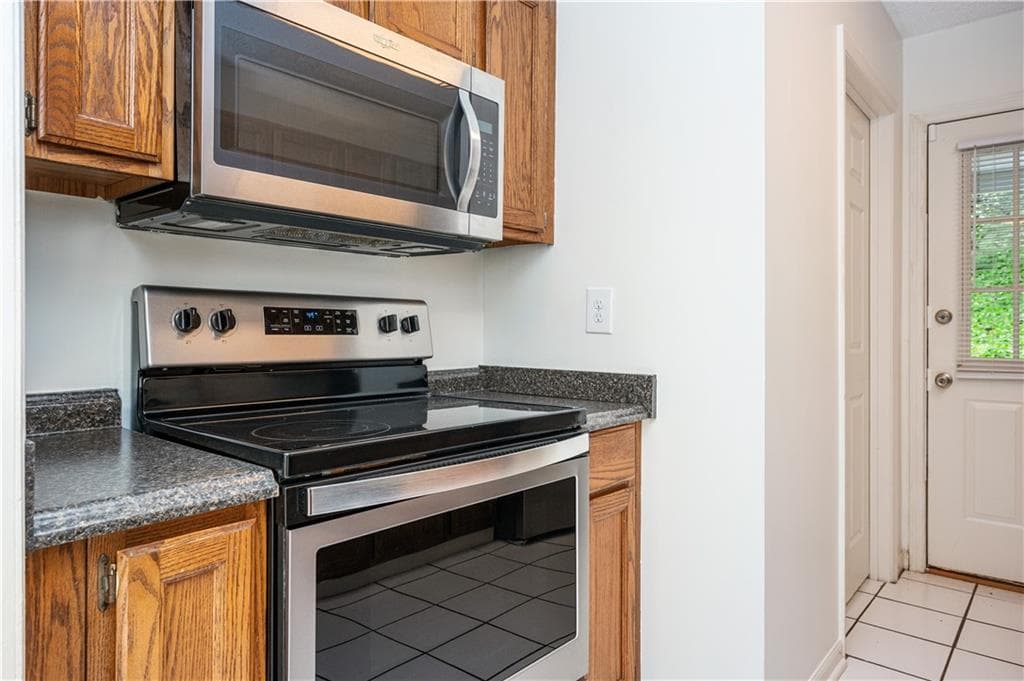 duplex for sale at 4069 Coopers Hill Drive, Smyrna, GA 30080 — photo 10