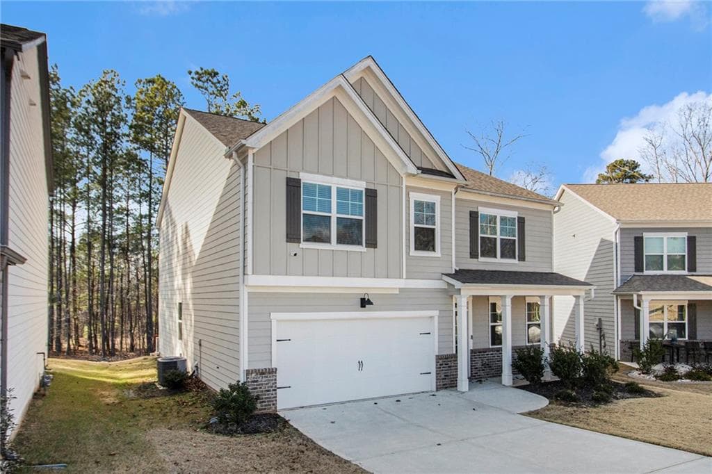 5 bedroom, 3 bathroom, 2,910 sq ft single family residence for rent at 1083 Shadow Glen Drive, Fairburn, GA 30213 for $2,850 a month — photo 1 of 28