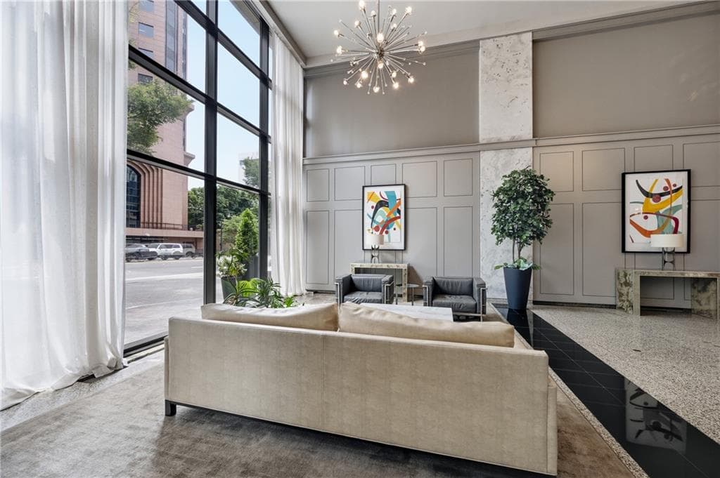 2 bedroom, 2 bathroom, 1,288 sq ft condominium for sale at 620 Peachtree Street 1613, Atlanta, GA 30308 — photo 7