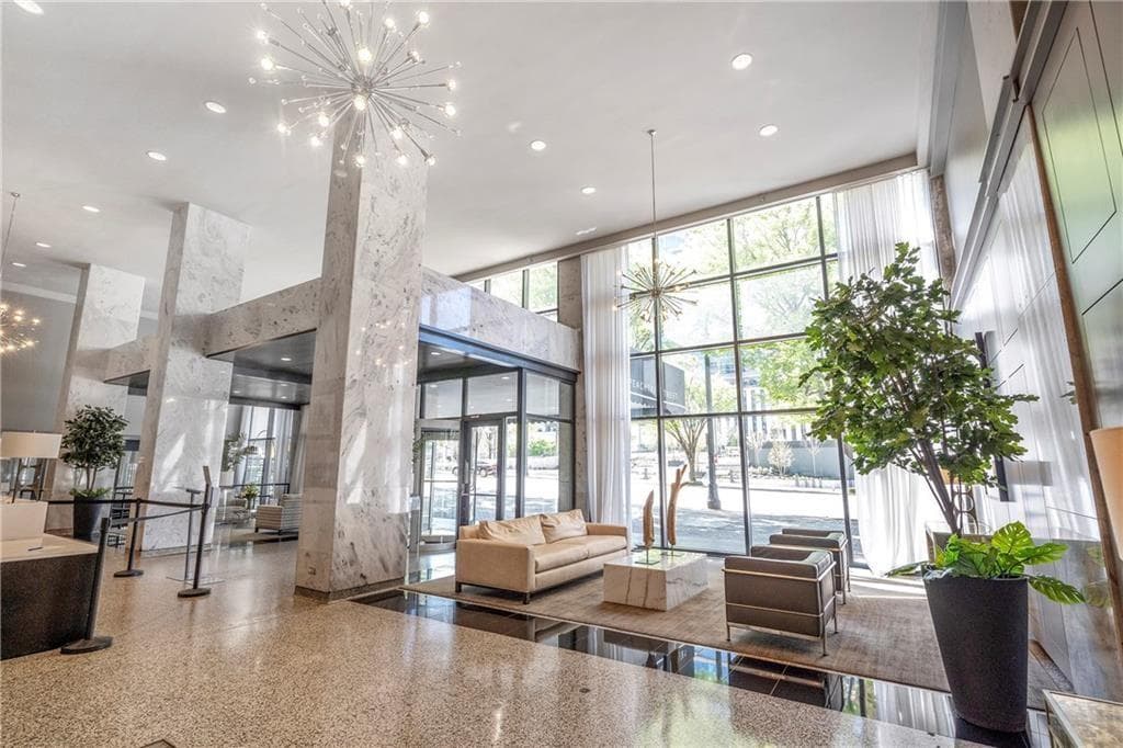2 bedroom, 2 bathroom, 1,288 sq ft condominium for sale at 620 Peachtree Street 1613, Atlanta, GA 30308 — photo 6