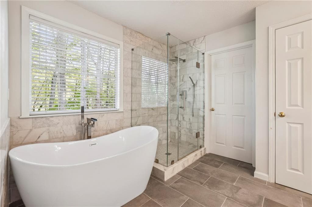 4 bedroom, 3 bathroom, 2,178 sq ft single family residence for rent at 615 Tammany Pointe, Alpharetta, GA 30004 for $3,500 a month — photo 8