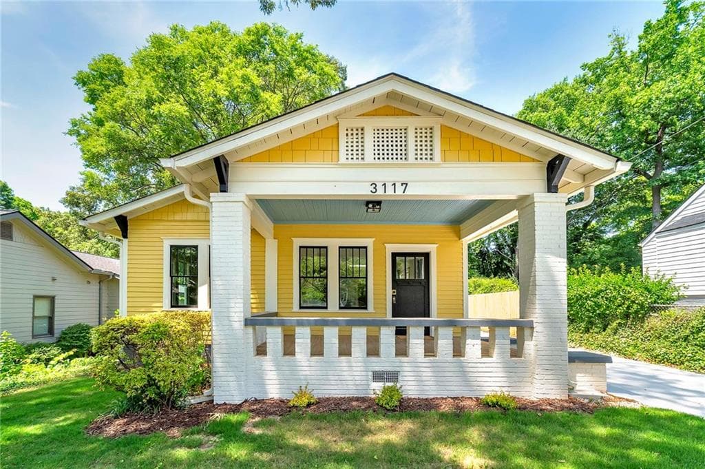 3 bedroom, 3 bathroom, 1,700 sq ft single family residence for sale at 3117 Semmes Street, East Point, GA 30344 — photo 2