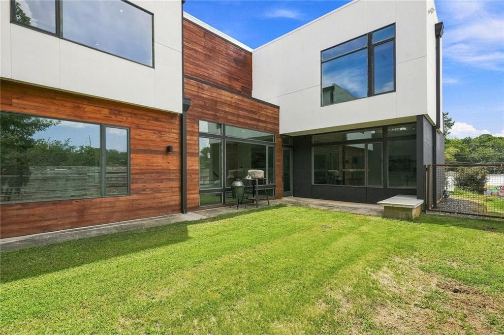 3 bedroom, 3 bathroom, 2,588 sq ft single family residence for sale at 56 Moreland Avenue, Atlanta, GA 30316