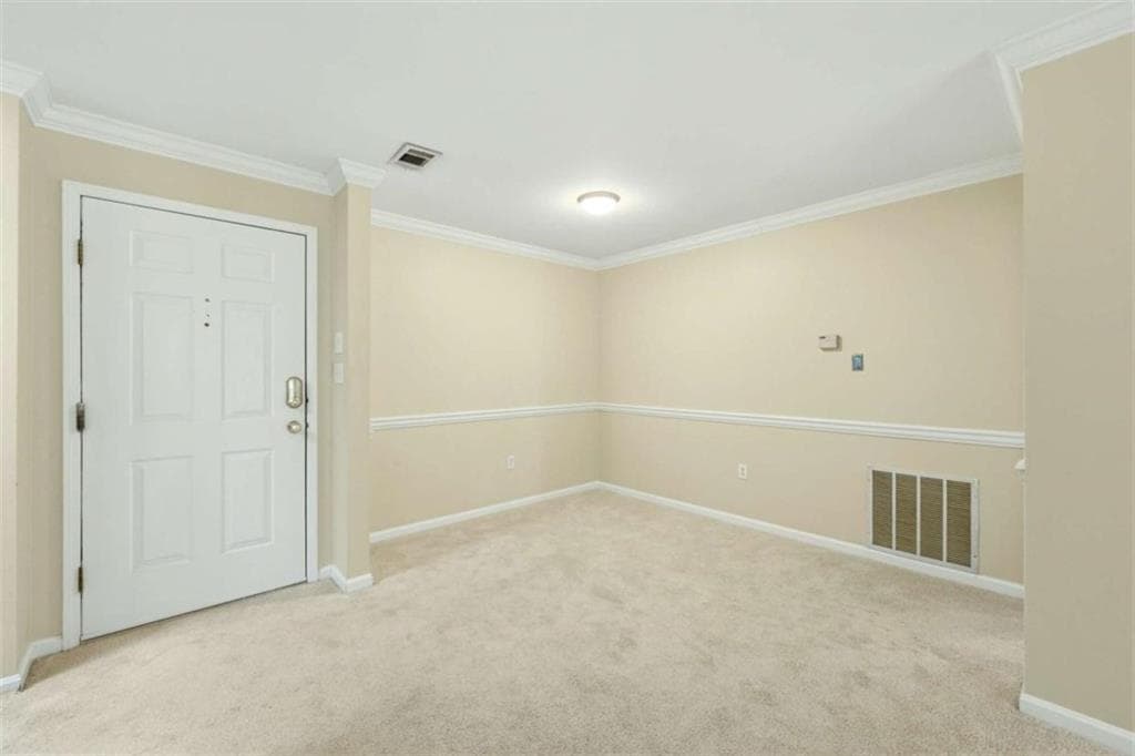 2 bedroom, 2 bathroom, 1,224 sq ft condominium for sale at 23212 Plantation Drive, Atlanta, GA 30324 — photo 3