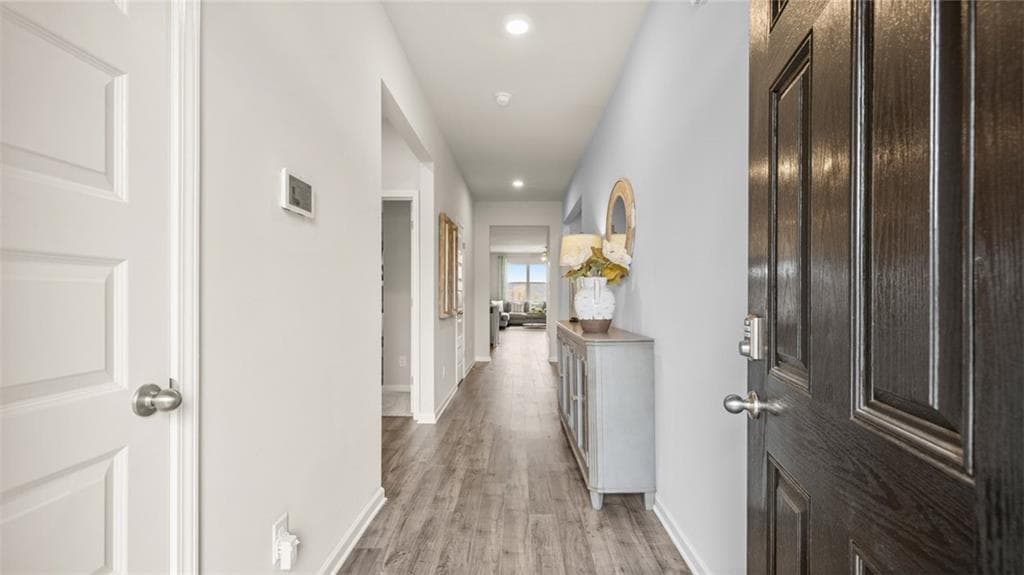 4 bedroom, 2 bathroom, 1,774 sq ft single family residence for sale at 181 Elsa Court, Jefferson, GA 30549 — photo 2