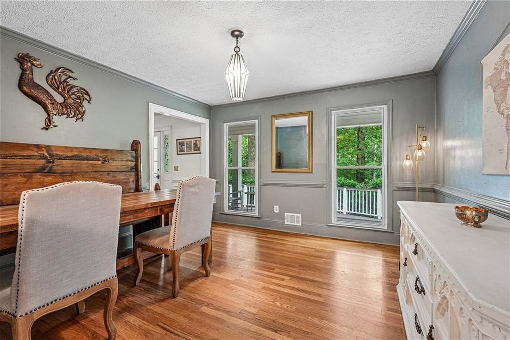 4 bedroom, 4 bathroom, 2,952 sq ft single family residence for sale at 3743 Sawanee Drive, Marietta, GA 30062 — photo 6