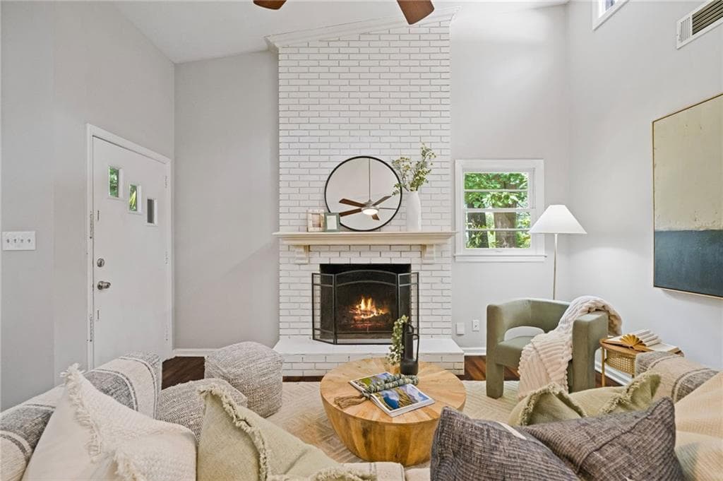 3 bedroom, 2 bathroom, 1,327 sq ft single family residence for sale at 3229 Westmart Lane, Atlanta, GA 30340 — photo 5