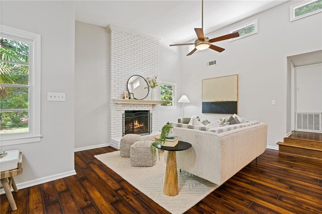 3 bedroom, 2 bathroom, 1,327 sq ft single family residence for sale at 3229 Westmart Lane, Atlanta, GA 30340 — photo 9