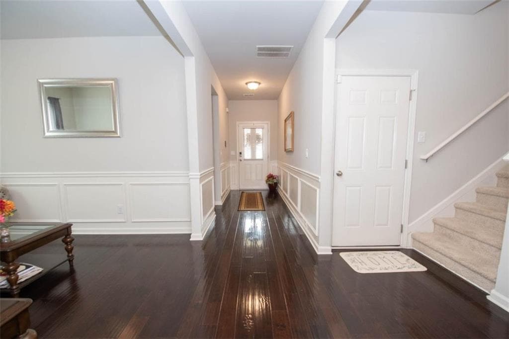 3 bedroom, 2 bathroom, 2,299 sq ft single family residence for sale at 531 Carleton Place, Locust Grove, GA 30248 — photo 9