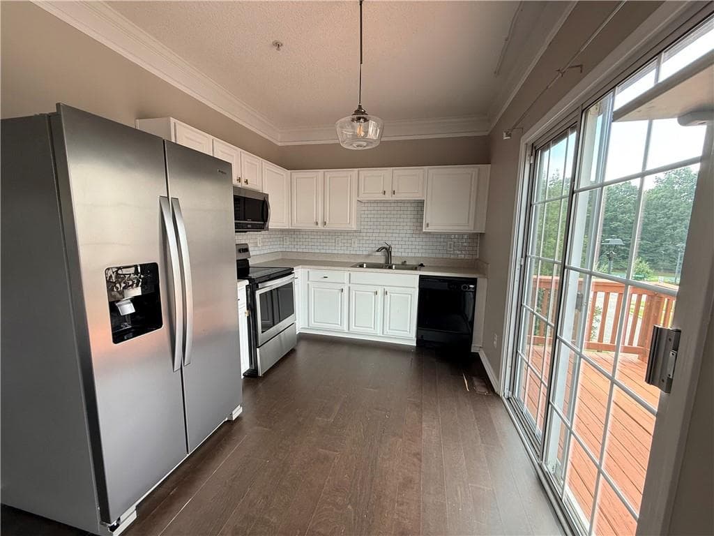 4 bedroom, 3 bathroom, 1,870 sq ft townhouse for rent at 615 Market Place Lane, Woodstock, GA 30188 for $2,000 a month — photo 8