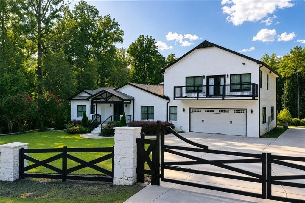 5 bedroom, 5 bathroom, 6,340 sq ft single family residence for sale at 543 Duck Road, Braselton, GA 30517