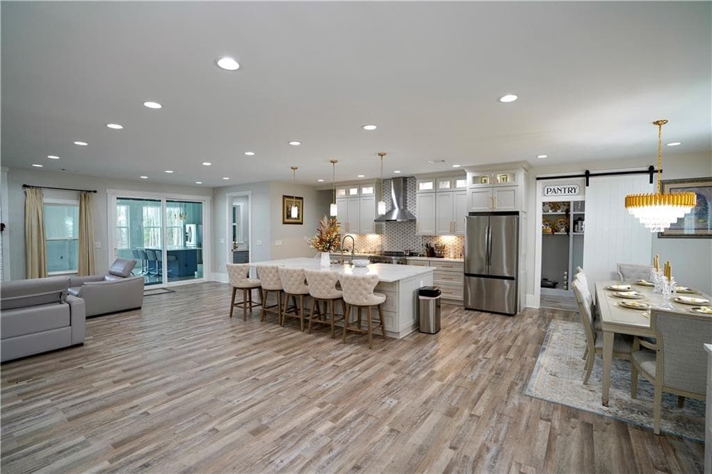 5 bedroom, 5 bathroom, 6,340 sq ft single family residence under contract at 543 Duck Road, Braselton, GA 30517 — photo 9