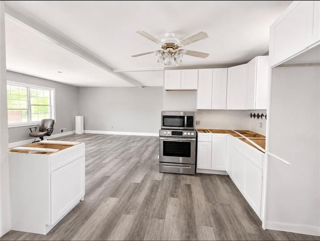 3 bedroom, 3 bathroom, 1,949 sq ft single family residence for sale at 2289 Aurie Drive, Decatur, GA 30034 — photo 3