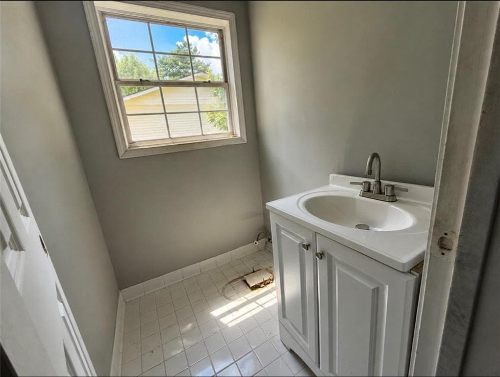 3 bedroom, 3 bathroom, 1,949 sq ft single family residence for sale at 2289 Aurie Drive, Decatur, GA 30034 — photo 10