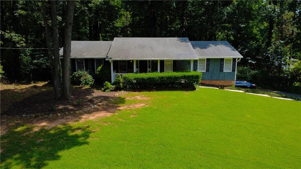 4 bedroom, 3 bathroom, 2,806 sq ft single family residence for sale at 990 Hickory View Court, Marietta, GA 30064