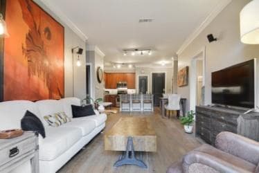 2 bedroom, 2 bathroom, 1,089 sq ft condominium for rent at 1055 Piedmont Avenue 204, Atlanta, GA 30309 for $3,200 a month — photo 1 of 6