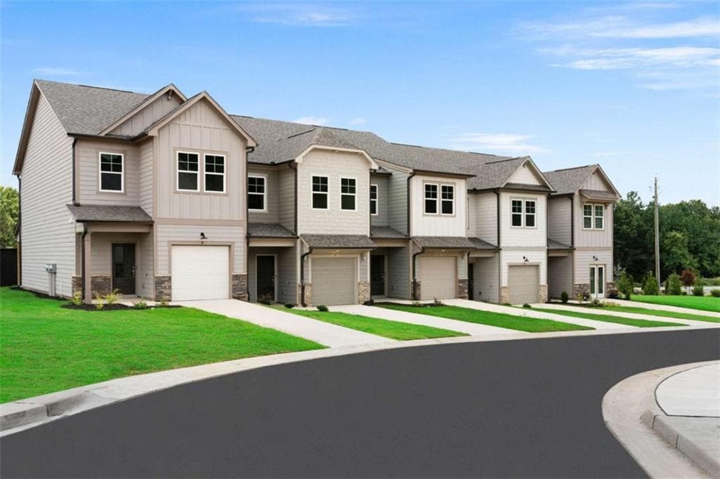 3 bedroom, 3 bathroom, 1,572 sq ft townhouse for sale at 24 Magnolia Boulevard, Cedartown, GA 30125