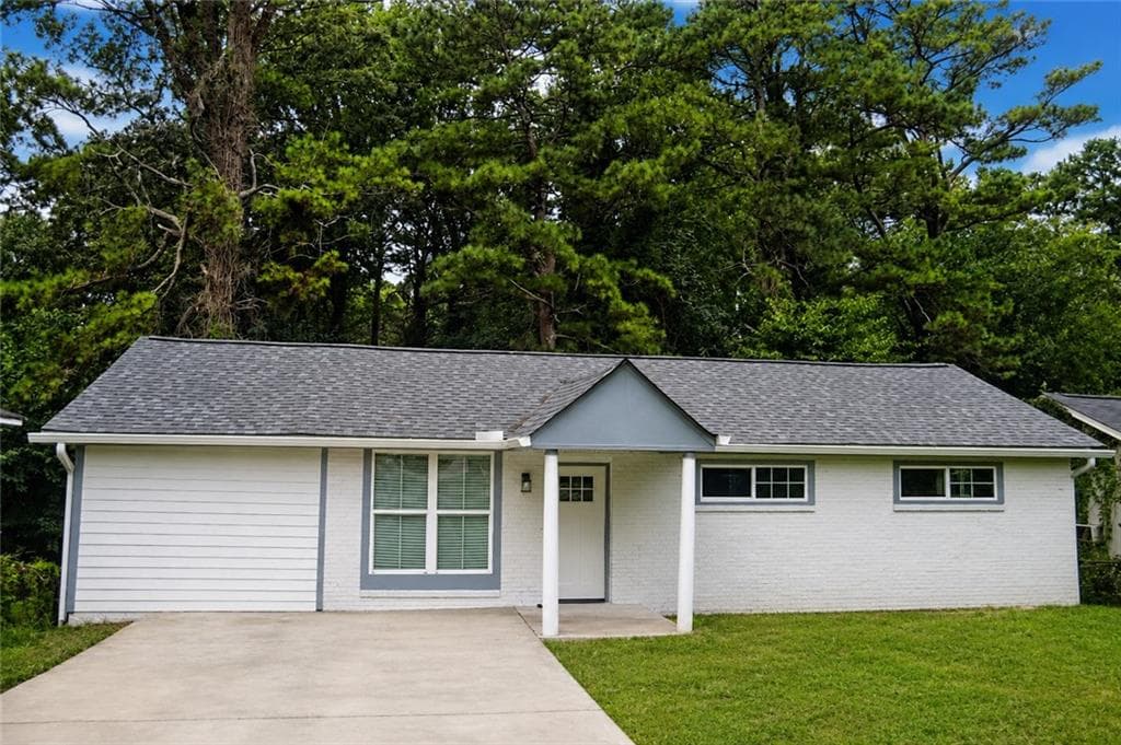 3 bedroom, 2 bathroom, 1,200 sq ft single family residence for sale at 2911 Macon Drive, Atlanta, GA 30354