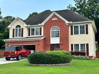 5 bedroom, 3 bathroom, 2,523 sq ft single family residence for sale at 2915 Overwood Lane, Snellville, GA 30078