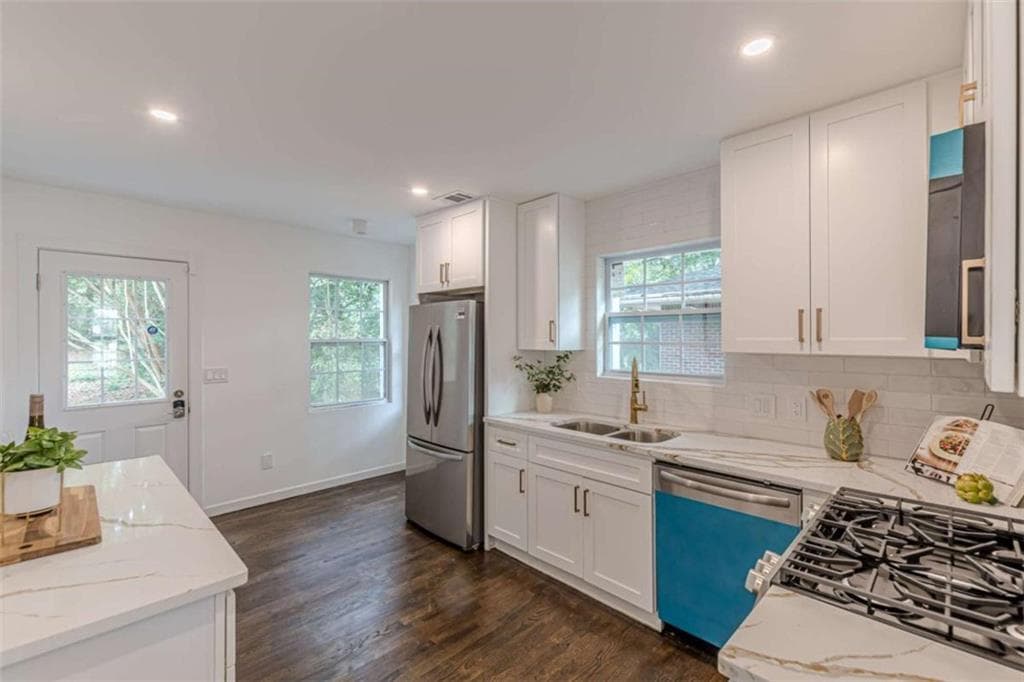 3 bedroom, 3 bathroom, 1,894 sq ft single family residence for sale at 1240 Fayetteville Road, Atlanta, GA 30316 — photo 10