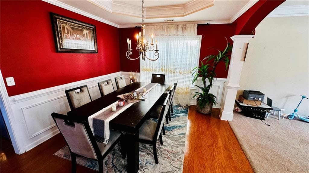 4 bedroom, 3 bathroom, 3,026 sq ft single family residence for sale at 3301 Kessock Ridge Trail, Snellville, GA 30039 — photo 3