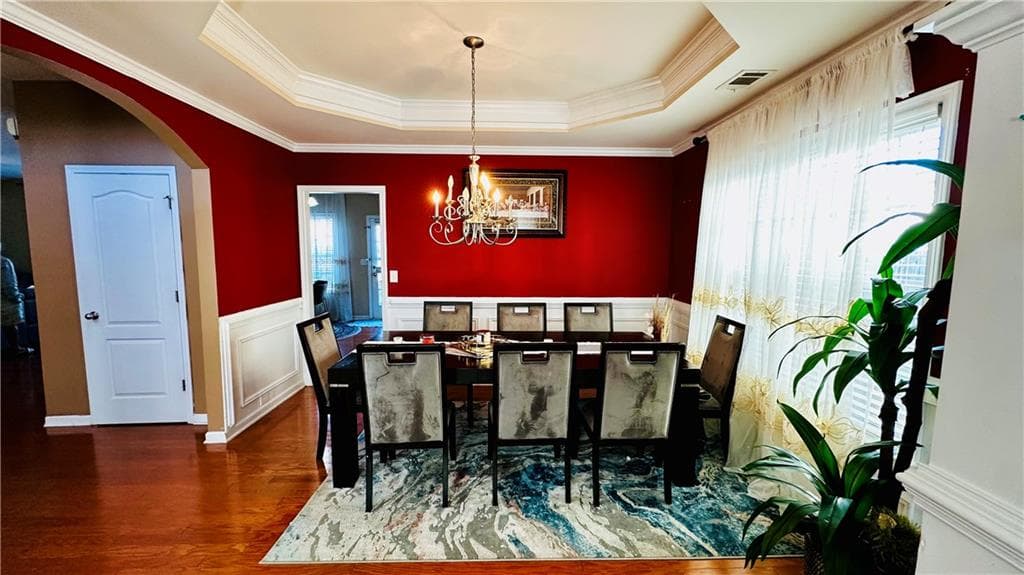 4 bedroom, 3 bathroom, 3,026 sq ft single family residence for sale at 3301 Kessock Ridge Trail, Snellville, GA 30039 — photo 4