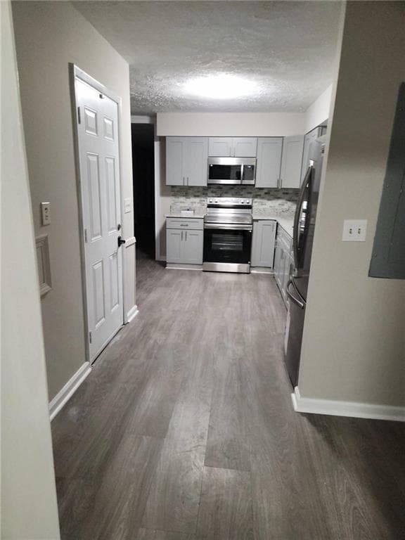 3 bedroom, 3 bathroom, 1,704 sq ft single family residence for sale at 96 Pleasant Hill Road 96, Conyers, GA 30012 — photo 3