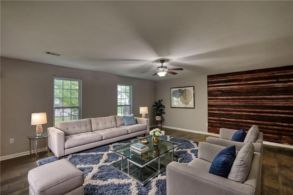4 bedroom, 3 bathroom, 2,462 sq ft single family residence under contract at 123 The Esplanade Way, Loganville, GA 30052 — photo 7